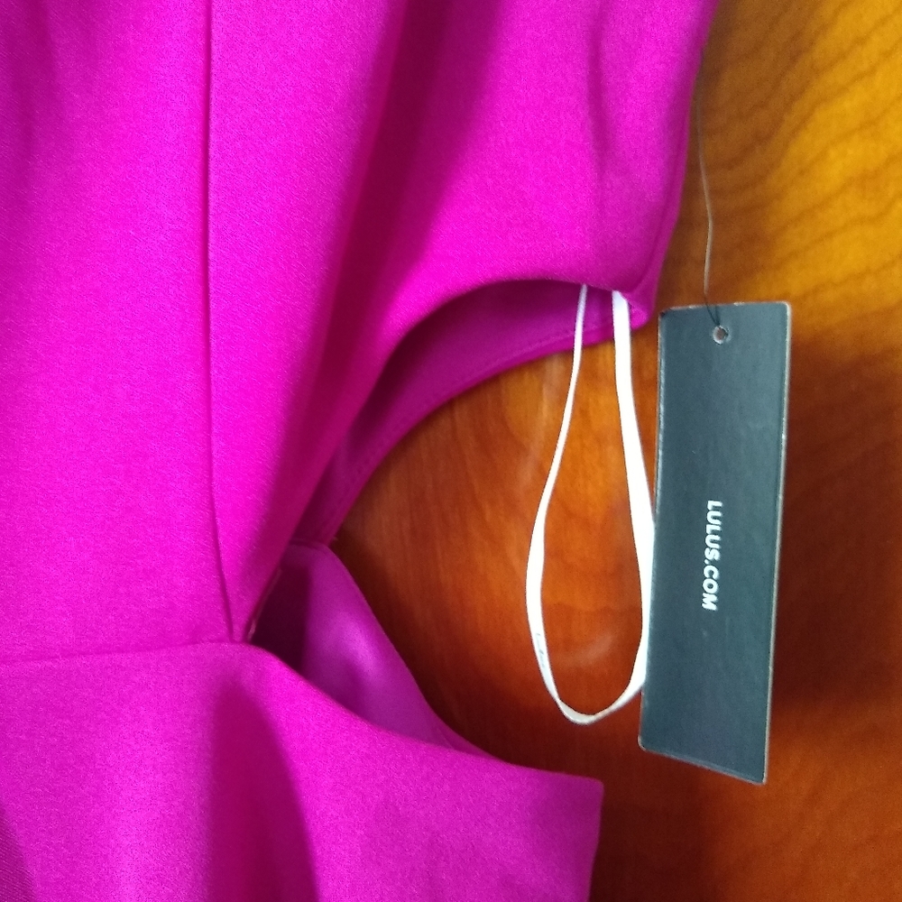 Lulus Cut Out Dress Jr XL NWT - Picture 3 of 3